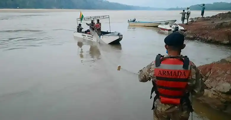 NOTICIA: Fuerzas Armadas refuerzan control policial en la frontera con Brasil Fuerzas Armadas refuerzan control policial en la frontera con Brasil