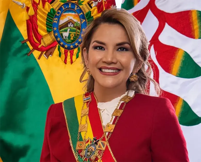 NOTICIA: Jeanine Áñez recupera su libertad y asistirá como expresidenta a la toma de mando de Rodrigo Paz Jeanine Áñez recupera su libertad y asistirá como expresidenta a la toma de mando de Rodrigo Paz