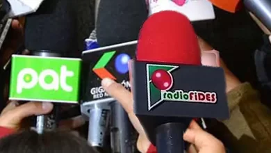 NOTICIA: Periodistas de Fides fueron agredidos durante protestas en La Paz Periodistas de Fides fueron agredidos durante protestas en La Paz