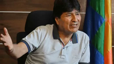 NOTICIA: Evo morales propone referéndum ver si el país está de acuerdo con entregar Bolivia a Estados Unidos Evo morales propone referéndum ver si el país está de acuerdo con entregar Bolivia a Estados Unidos